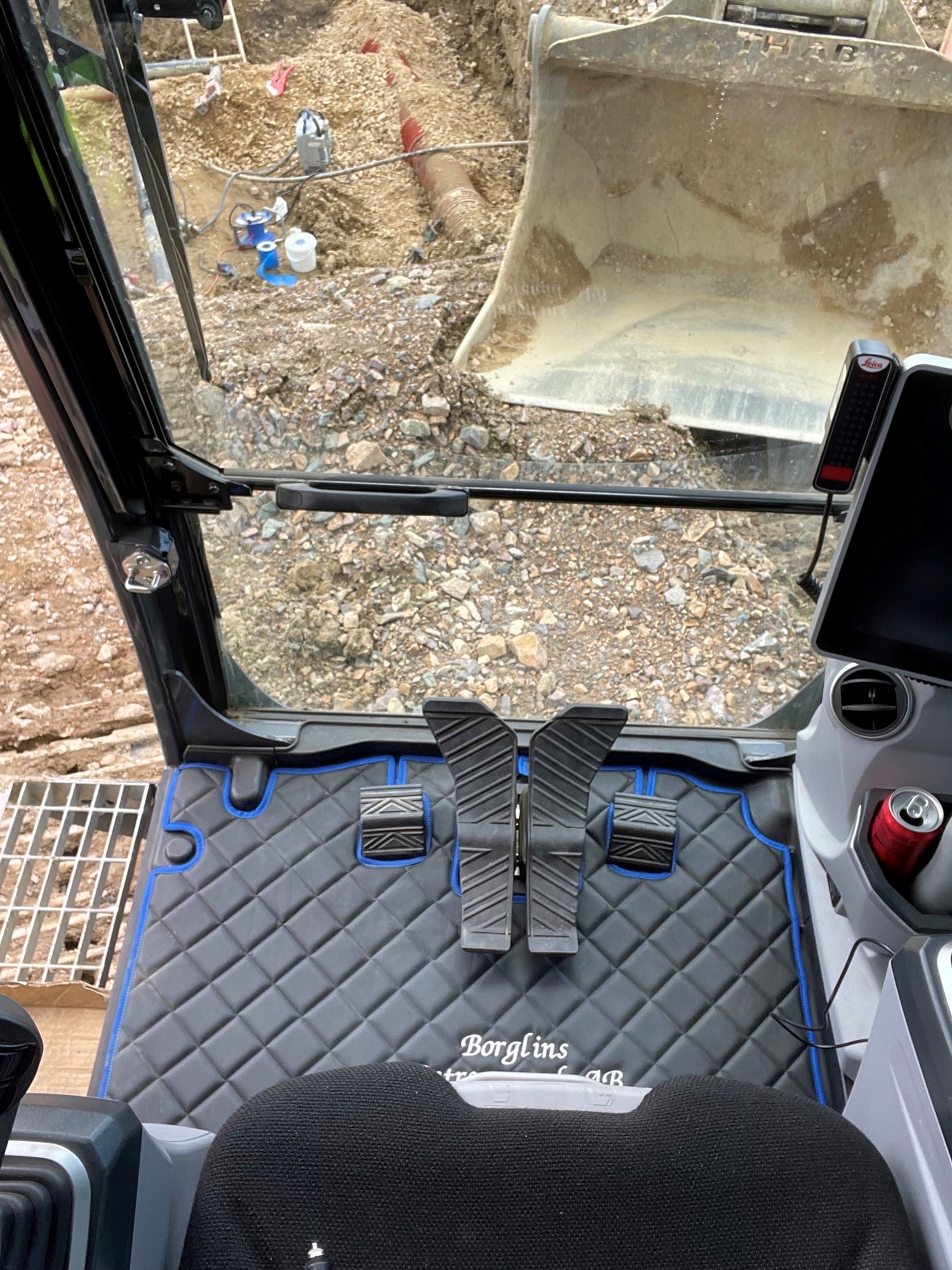 Golvmatta Kobelco SK75-160 -7 - Diamant - 4