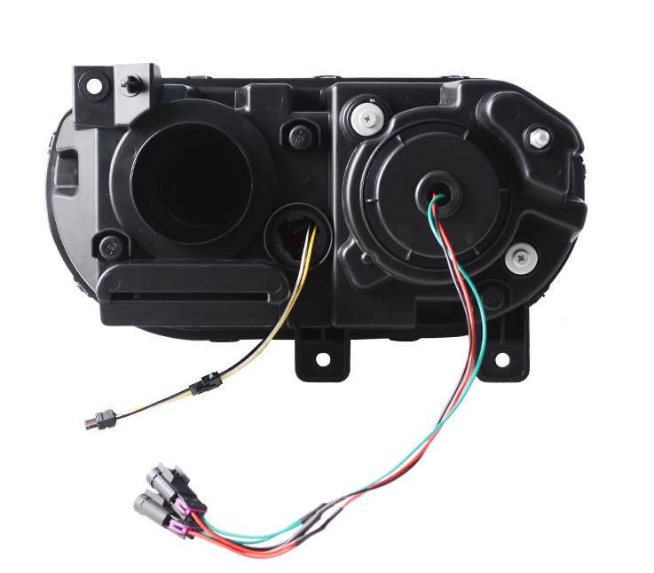 OE Style LED Projector Strålkastare - KITT (CHALLENGER 08-14) - 3