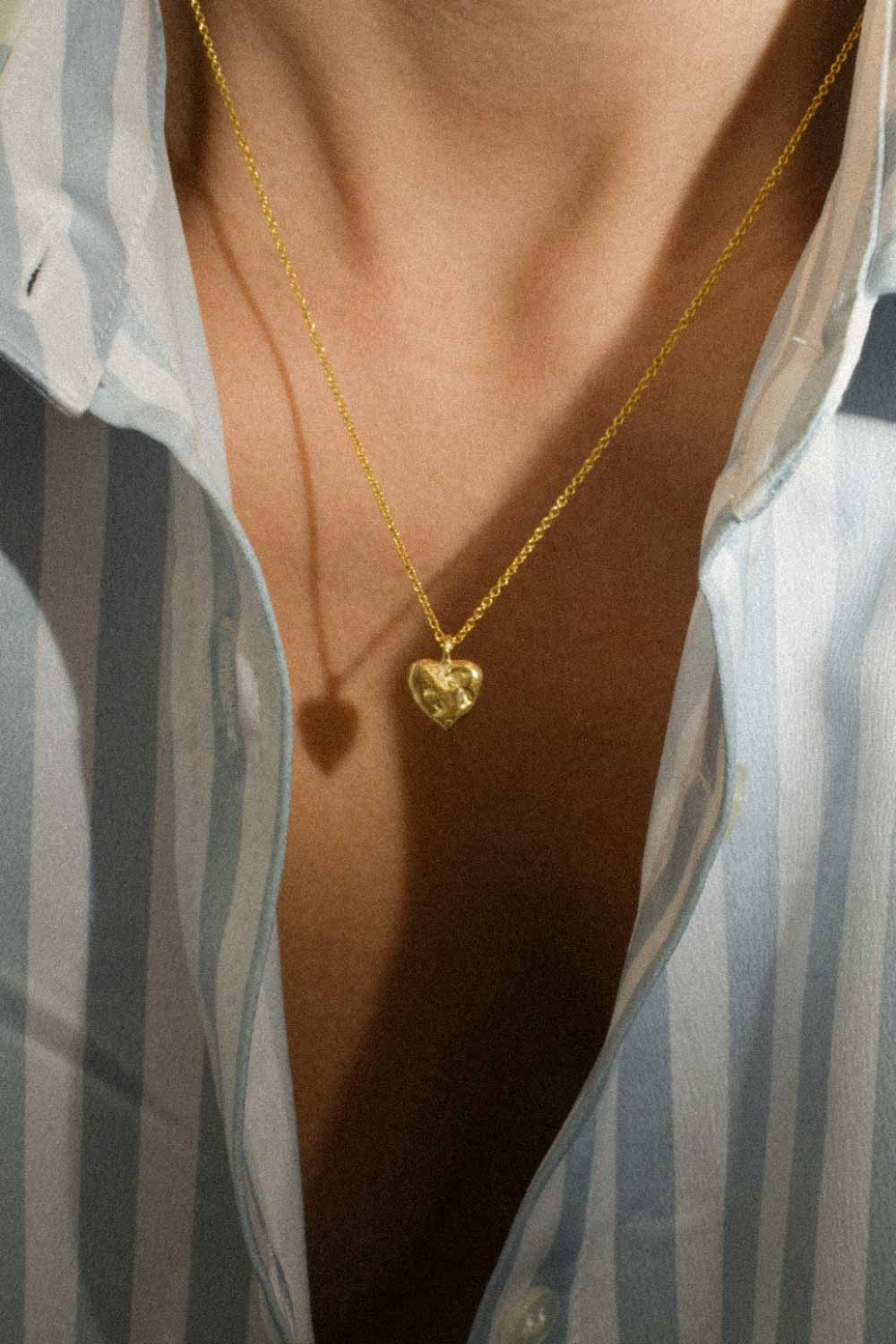 Amato Necklace Gold