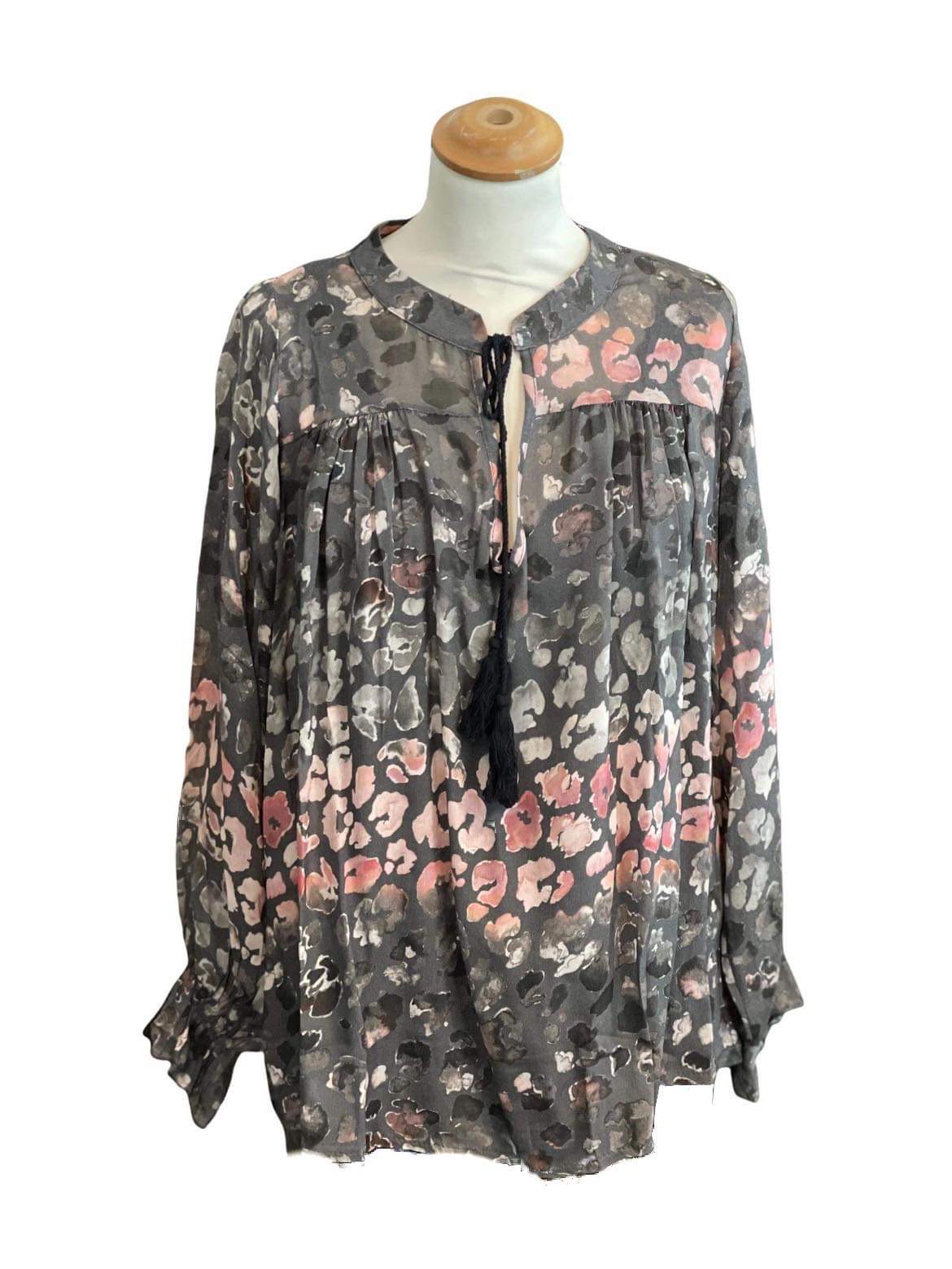 SUSANNE BLOUSE GREY LEO