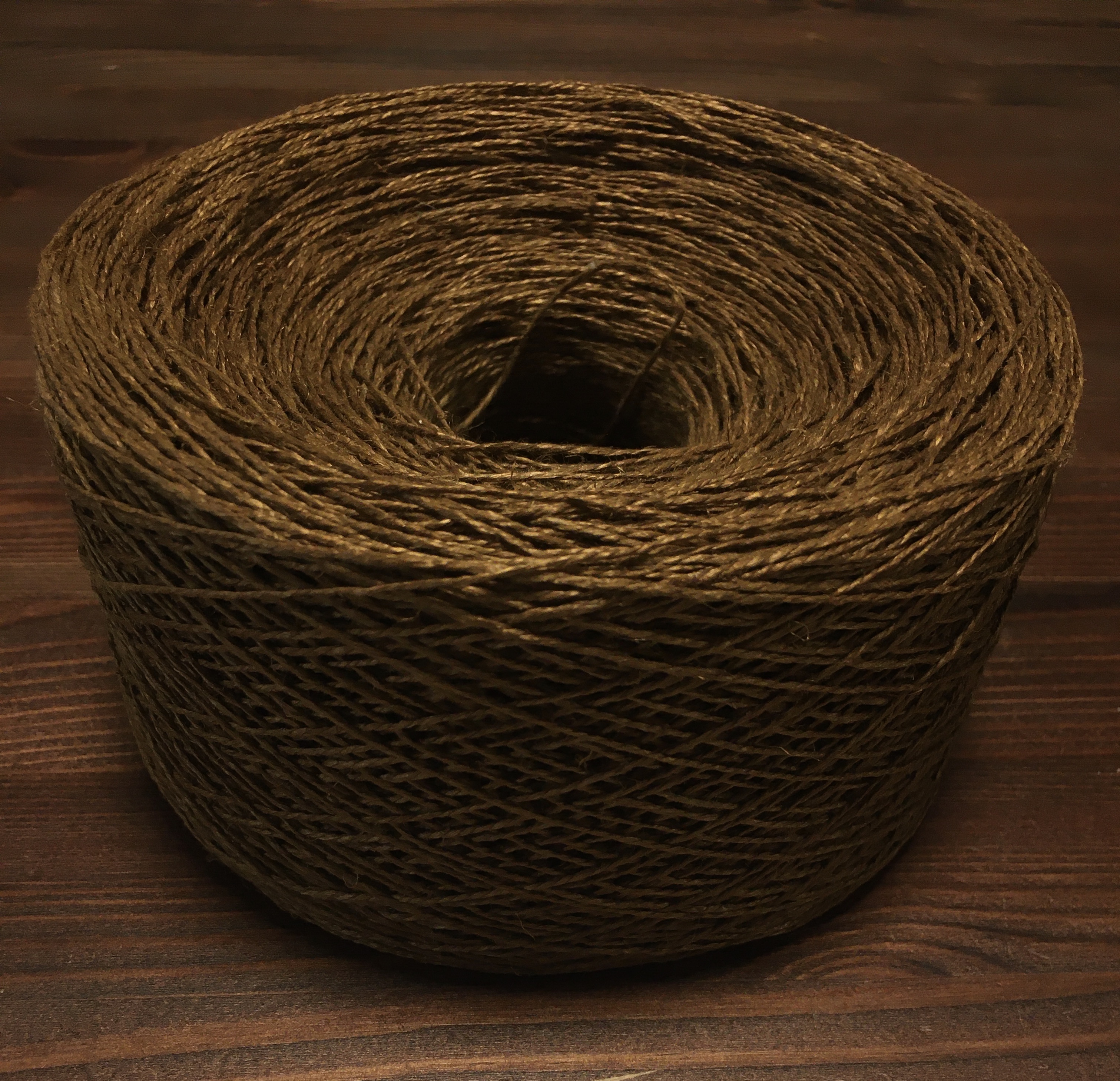 Brunt lingarn