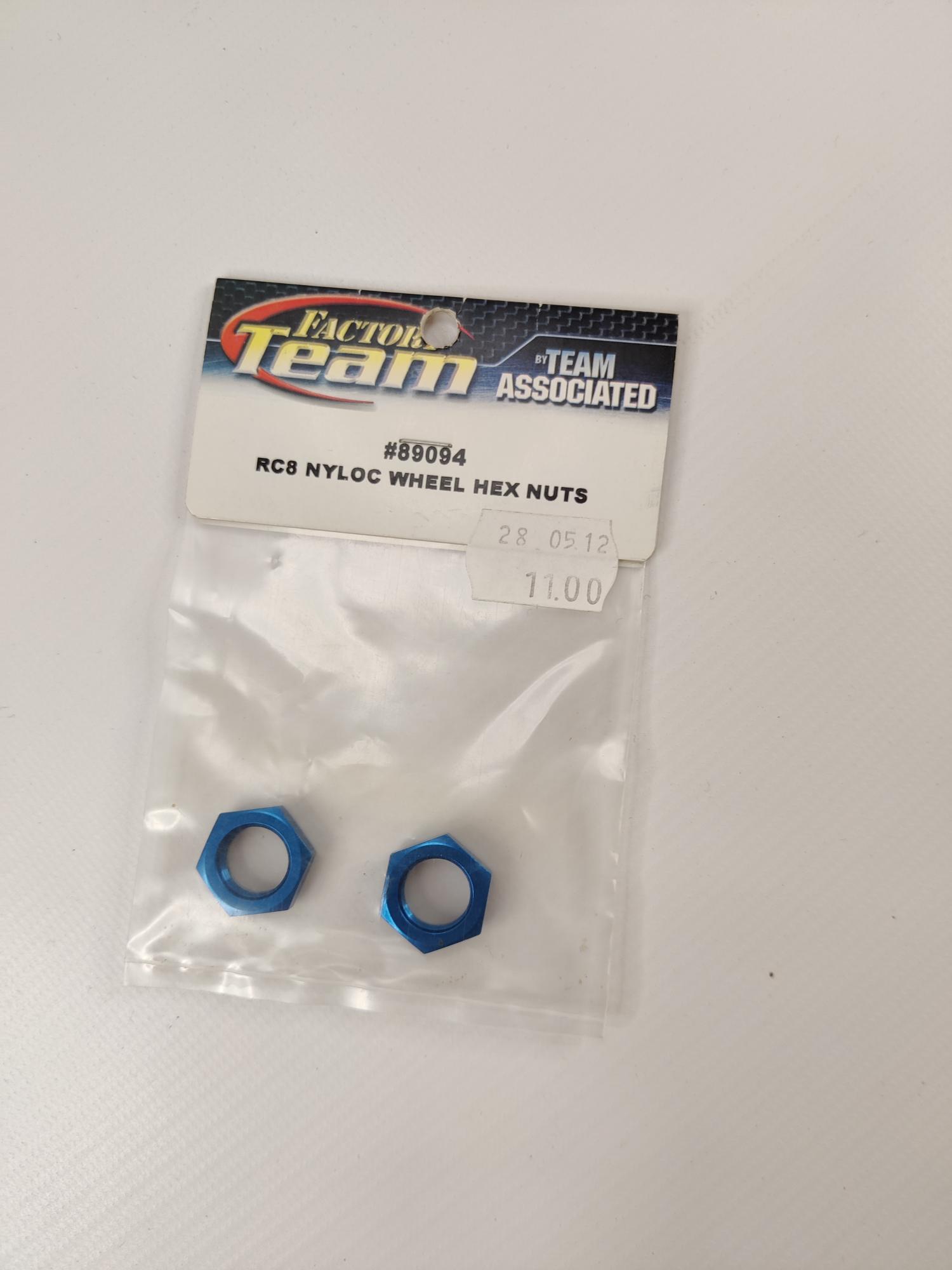 Team Associated mixed parts - 2