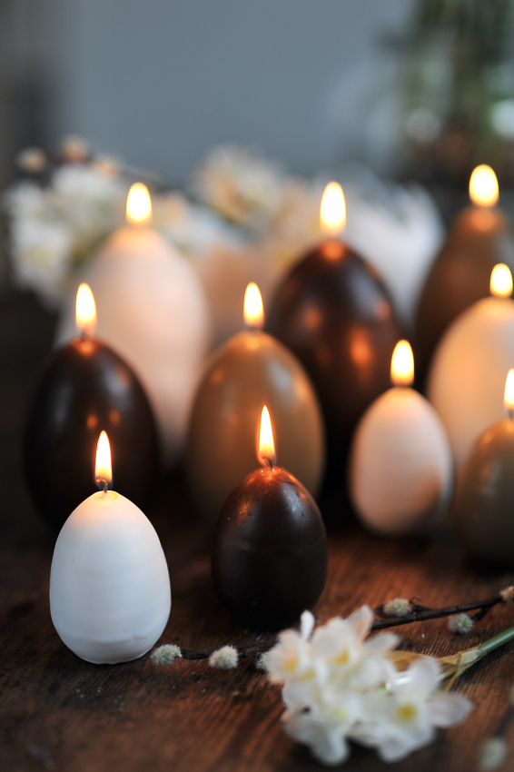 Candle - Egg candle - Stearin candle - Goose egg - Brown - 13 cm - 4