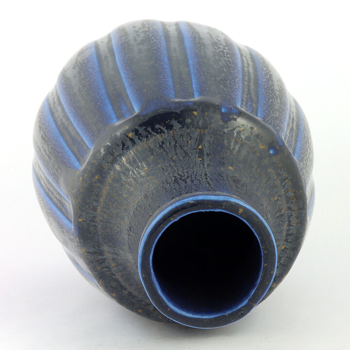 ヴィルヘルム・コーゲ　パワフルブルーのベース Vase 1958年 (26cm)