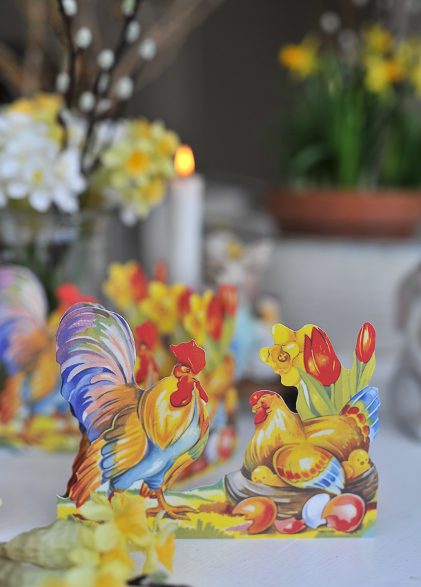 Paper garland Rooster & Hen - Old-fashioned Easter decoration - 14x68.6 cm