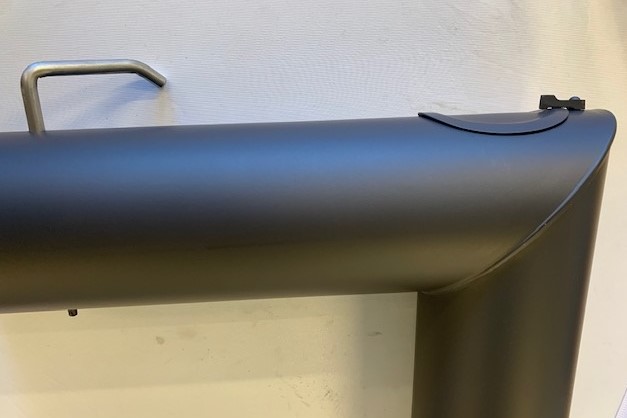 Rökrör med spjäll och sotlucka, svart,  90 grd böj, diameter 150 mm