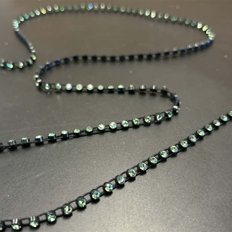 SWAROVSKI KRISTALLBAND - Svart/Peridot 