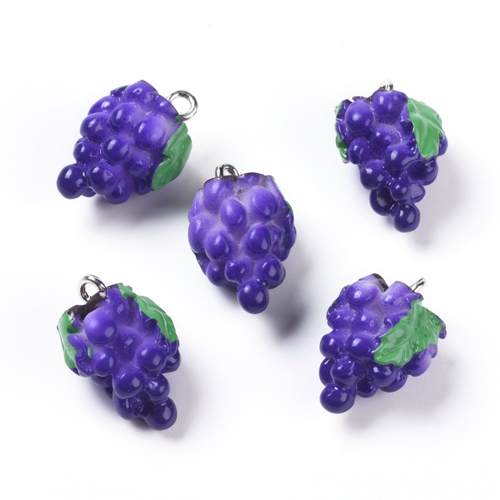 Pendant / Charm,  3D  Grape w leaf