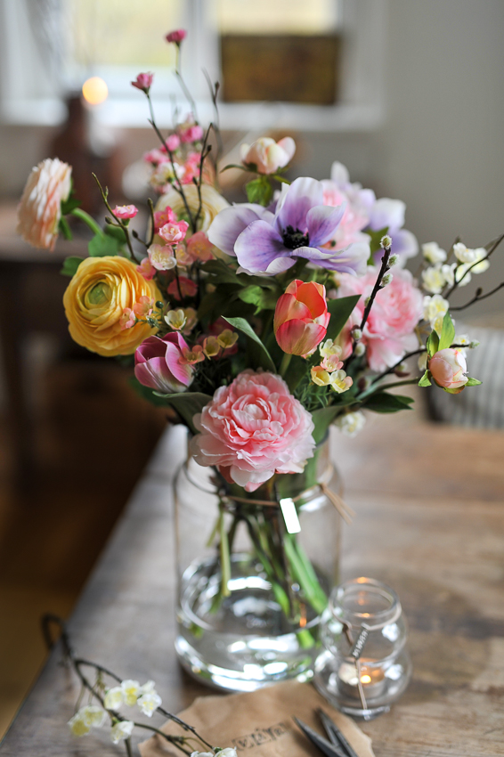 Buttercup - Ranunculus - Twig - Yellow - 50 cm - 8