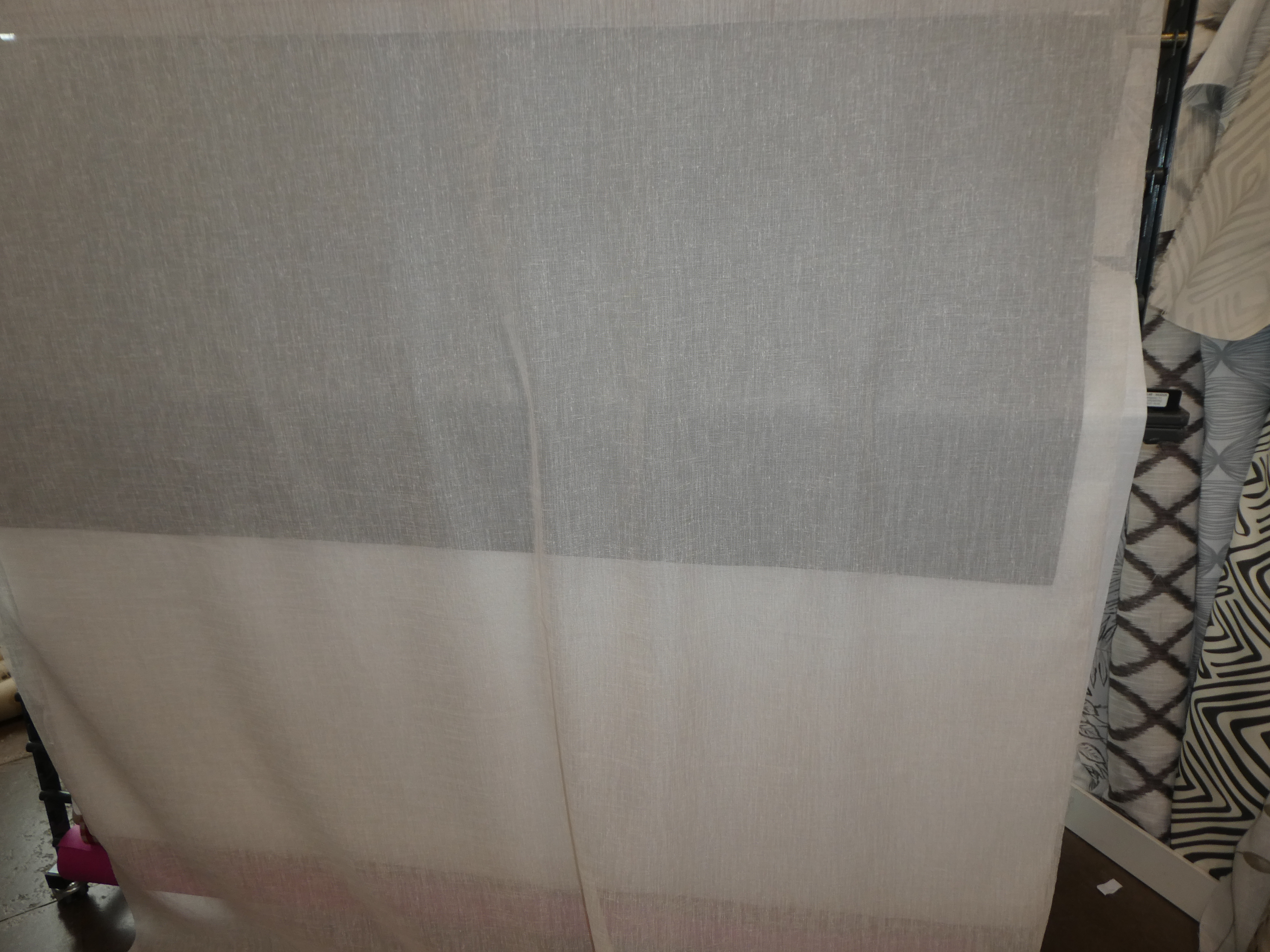 Etna vit skirt  gardintyg