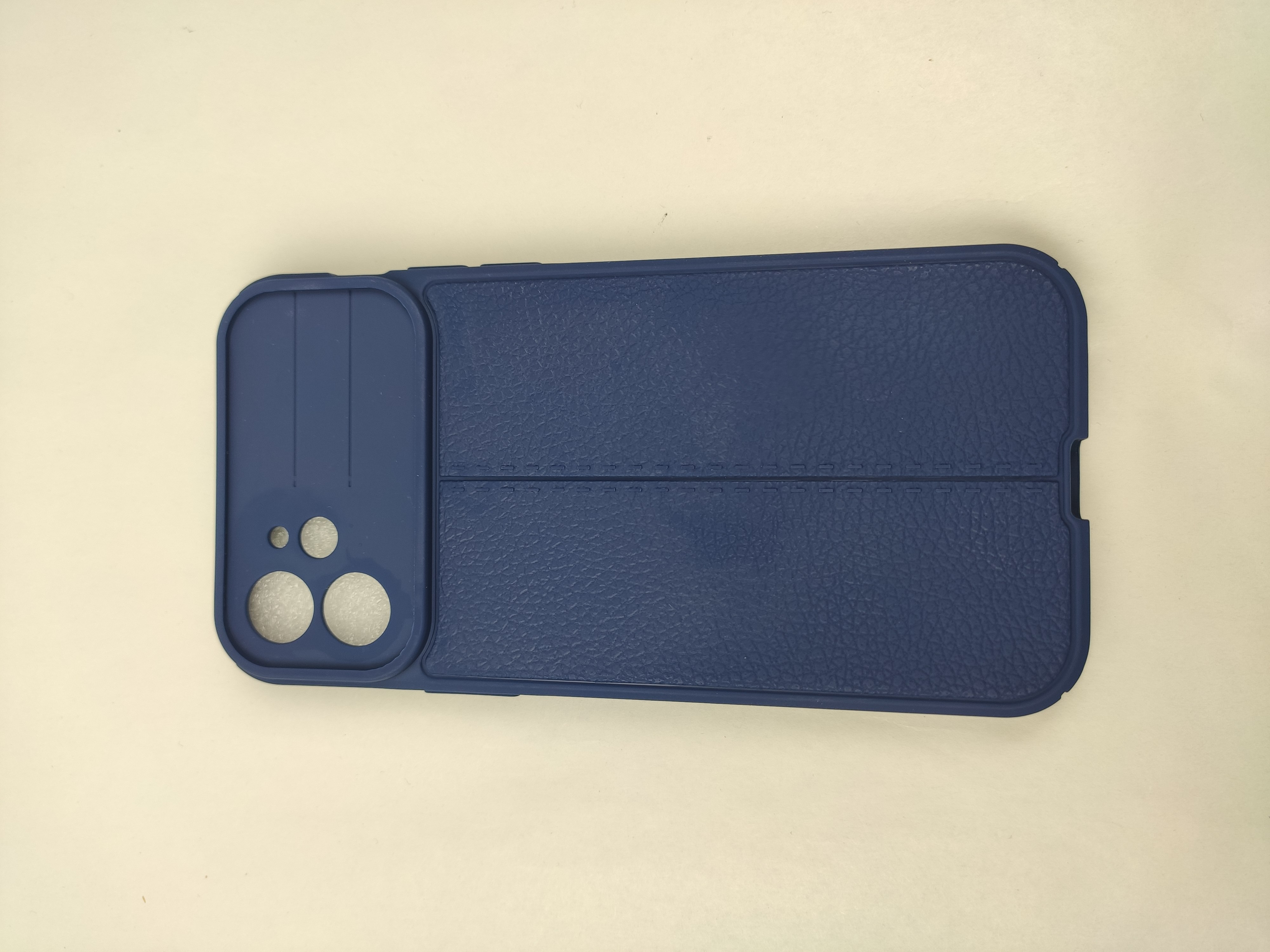 iPhone 11 Case - Microfiber Silicone  - 2