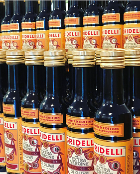Gridelli smaksatt olivolja Peperoncino
