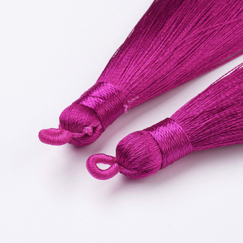 Silkig tofs cerise med stor ögla - 2