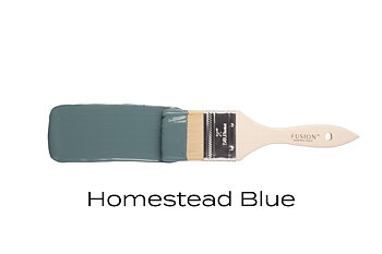Fusion Mineral Paint Homestead Blue är en klassisk blå färg