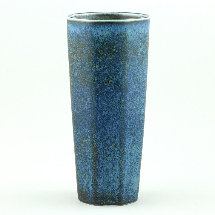 Carl-Harry Stålhane (CEK 1950s) Octagon Vase with Blue Haresfur Glaze 19 cm (2)
