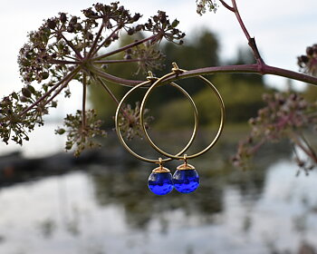 SVALÖ MIDNIGHT - blue earrings gold plated 25 mm