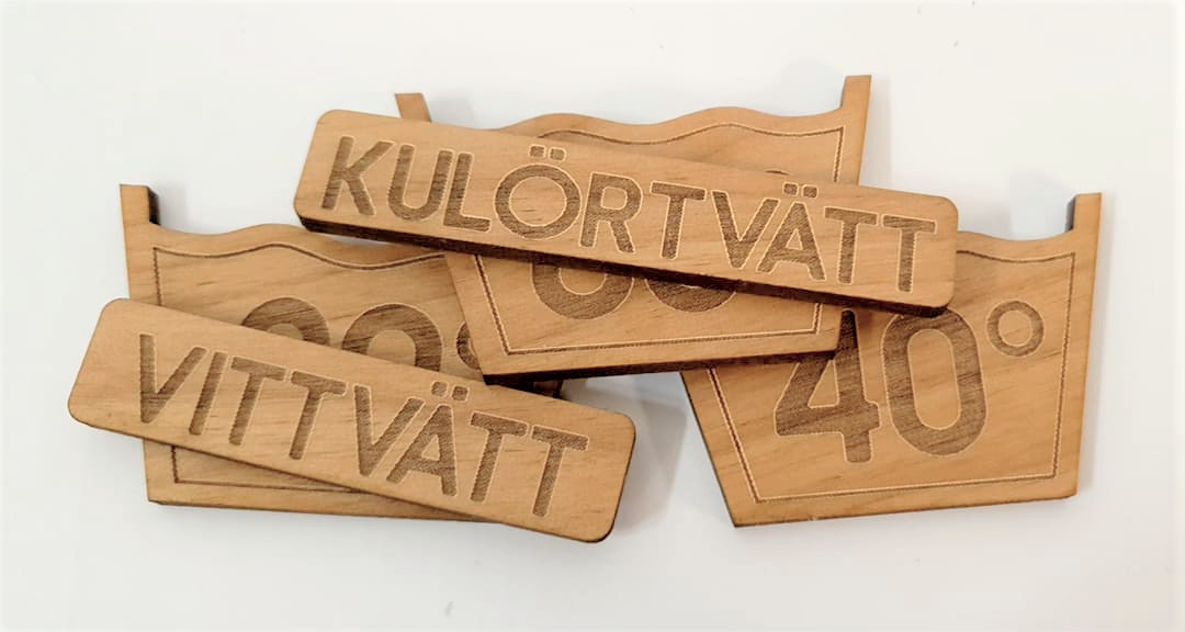 Tvättsymboler Graverade Trä - 3