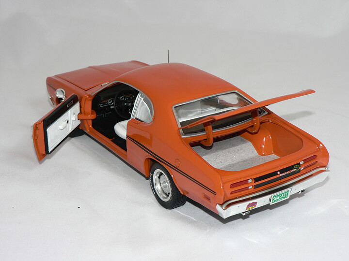 Plymouth Duster 340  1970  1:18  Ertl/Auto World
