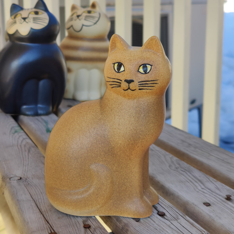 Måns midi helbrun katt av Lisa Larson