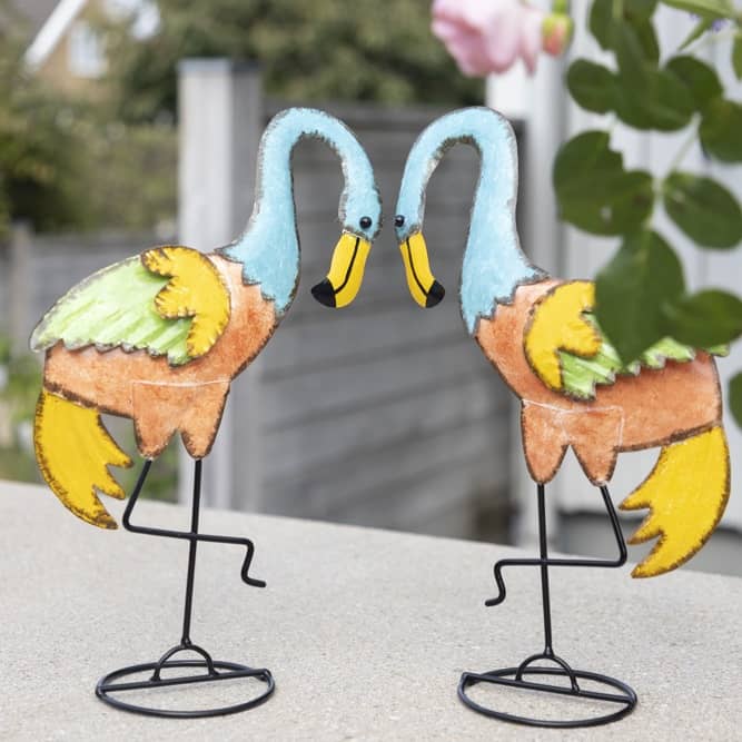 Flamingo - plåtfågel för trädgårdsdekoration