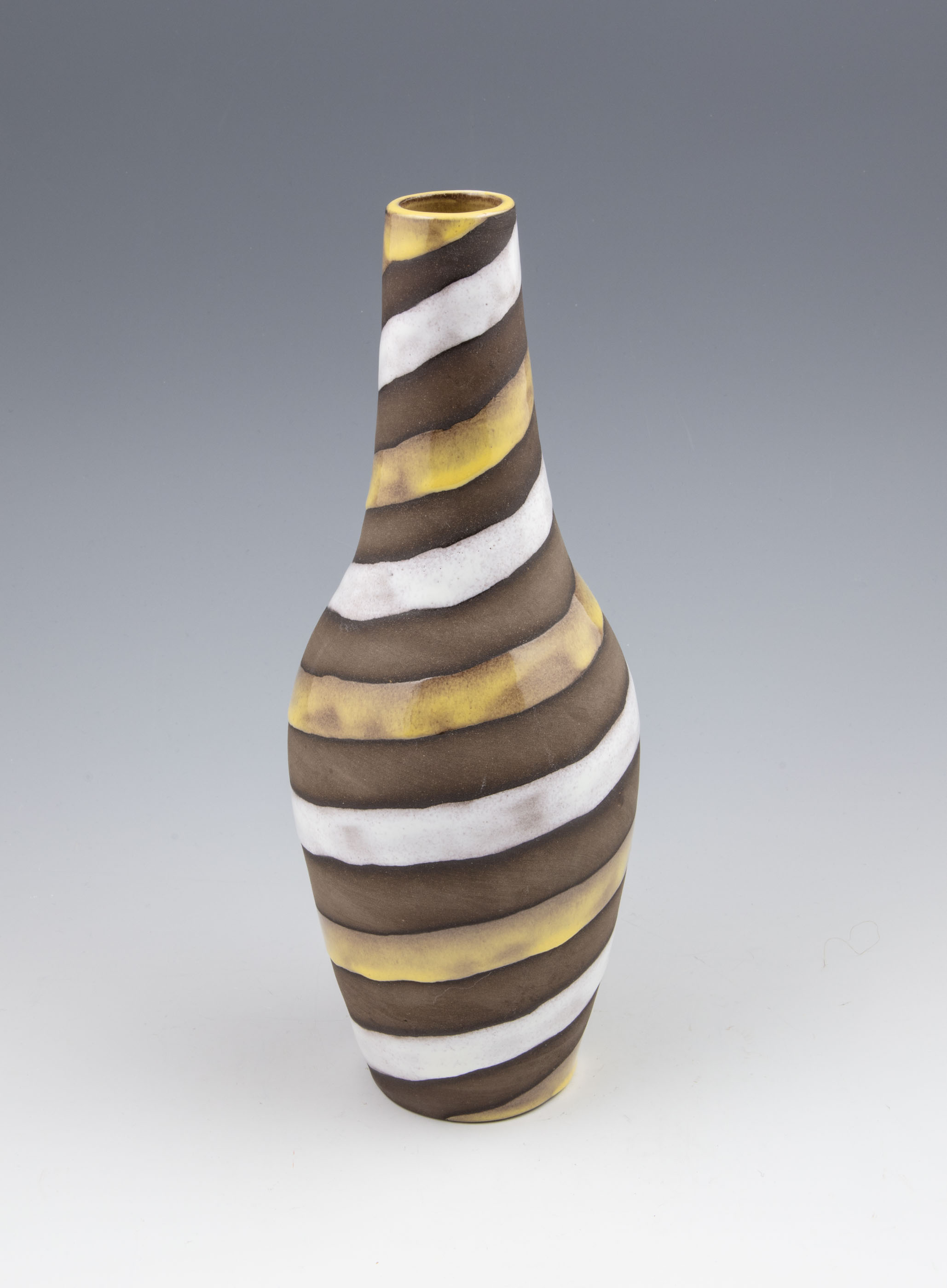 Spiral - Vase no. 2049 - 2