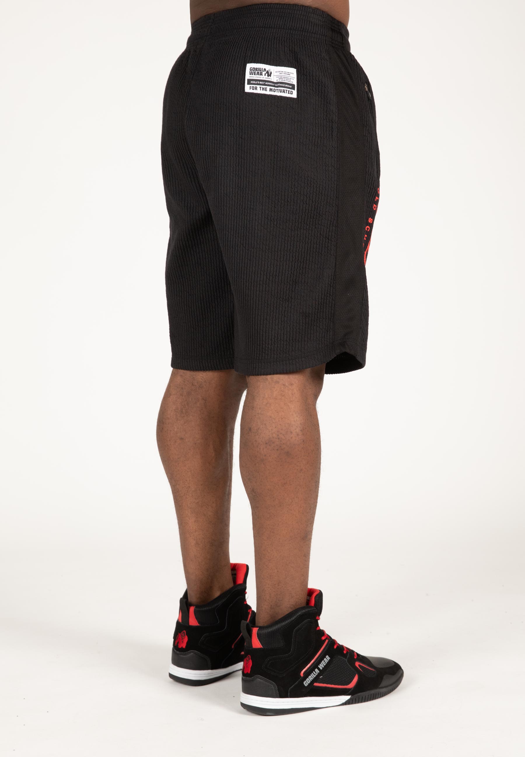 Augustine Old School Shorts, black/red - 10