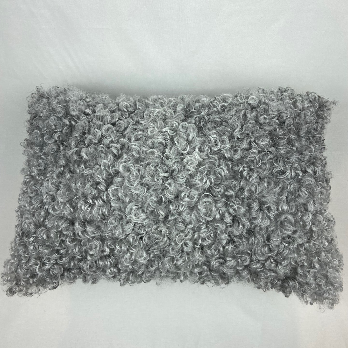 Kudde i äkta Gotlandskinn 40x60 cm - 4