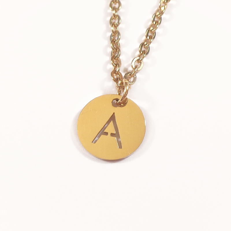 Goldene Buchstabenhalskette - Edelstahl