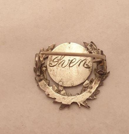 Brosch silver mynt "Brödrafolkens väl" - 2