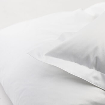 DUX Duvet Cover Satin Plain White