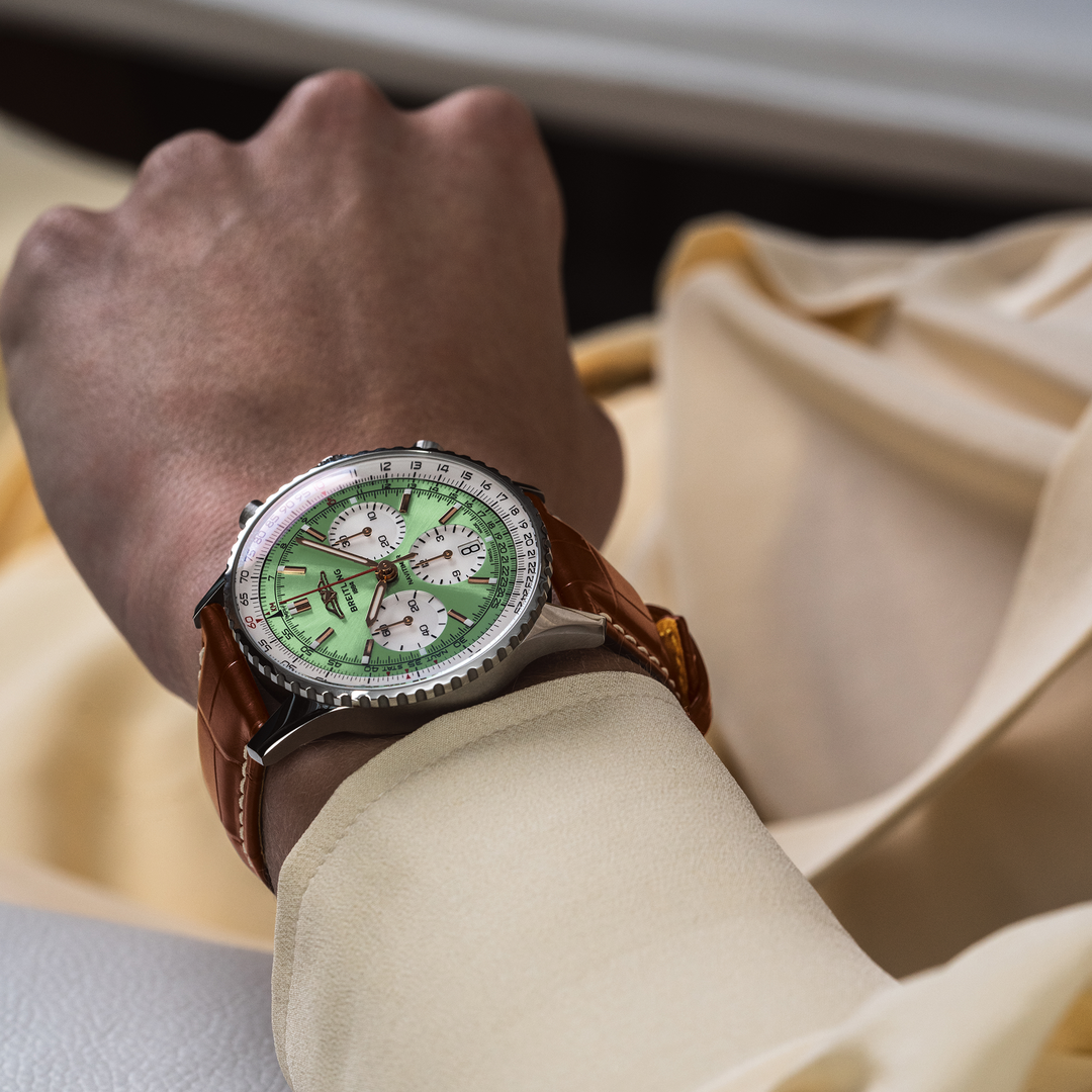 Breitling AB0139211L1P1 Breitling Navitimer B01 Chronograph 41 mintgrön handled