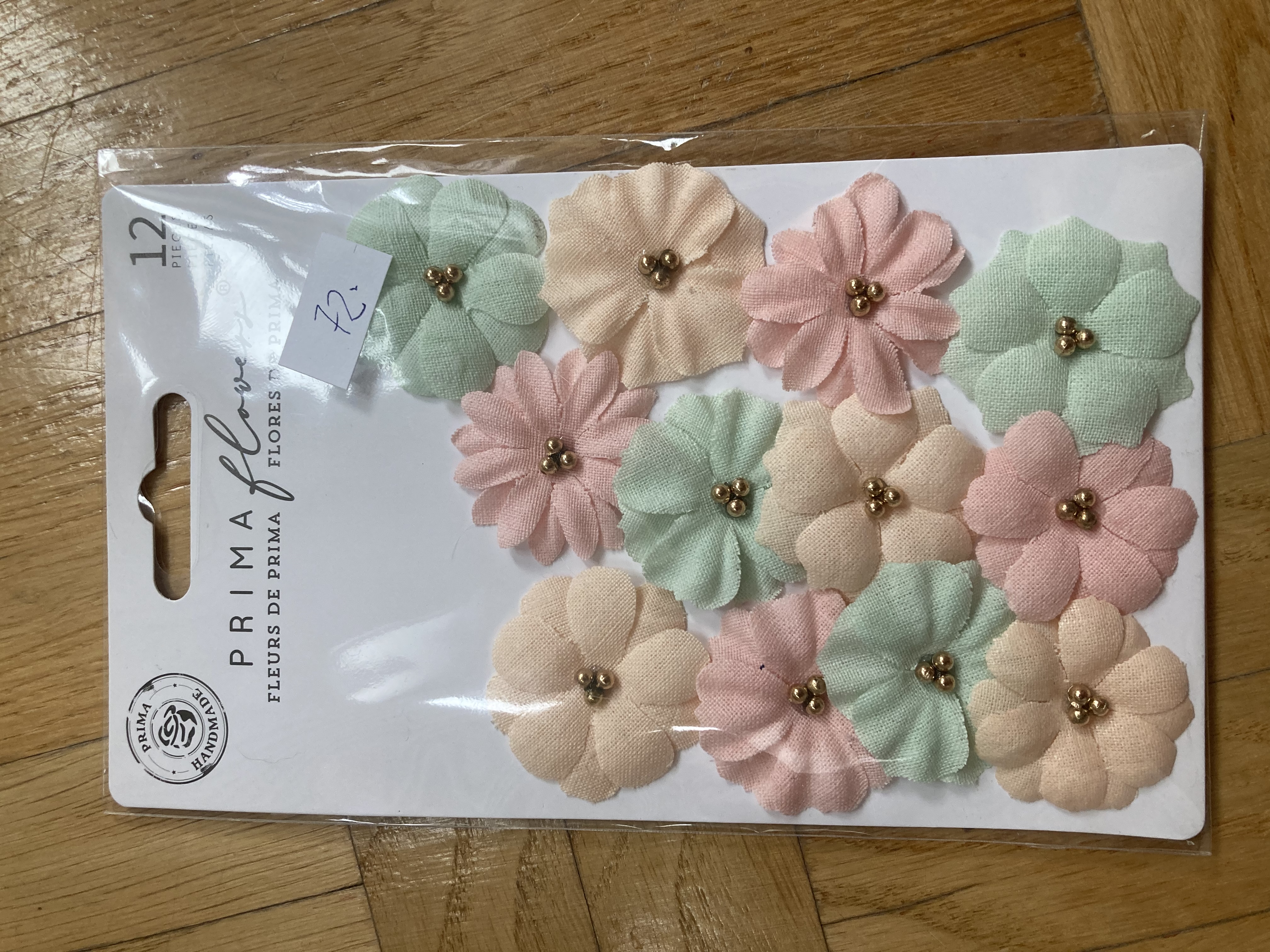 Prima Flowers 12 -Miel 