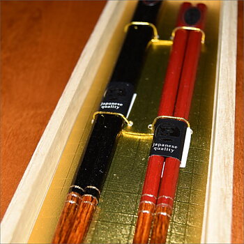Ohashi Set i träbox Hakkaku Kin Urushi, 2-pack