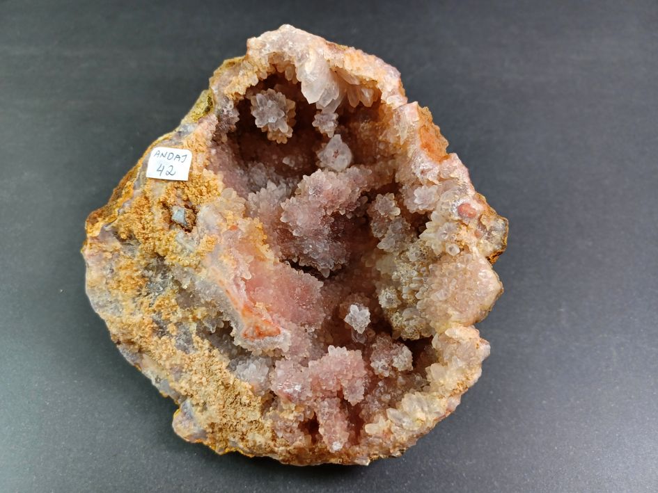 Andekvarts Geode Kluster  - AA kvalitet - #42