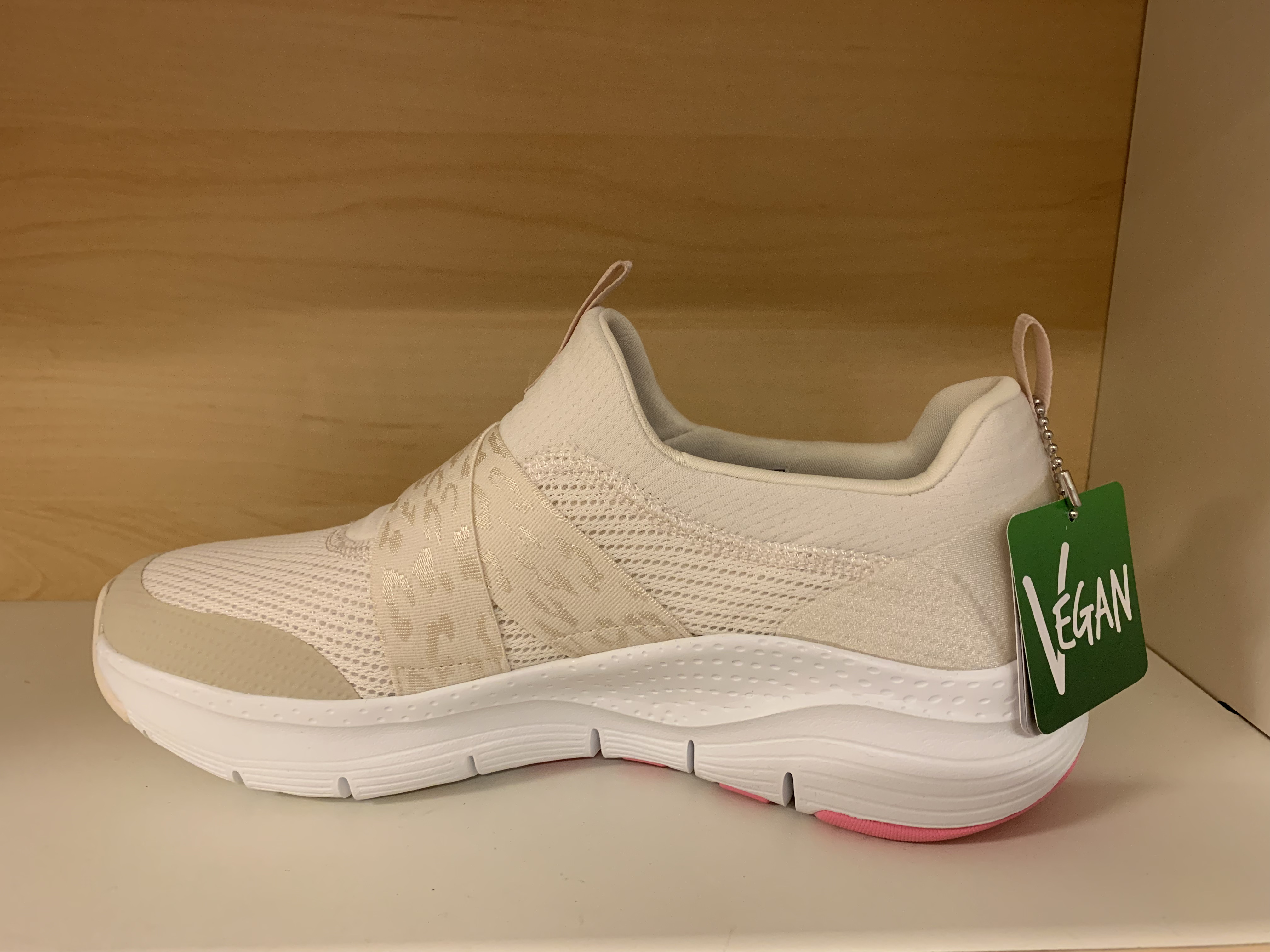 SKECHERS  Womens Arch  Natur/Pink. Uppbygd i hålfoten. Kan tvättas i maskin (som dom flesta Skechers) Vegan. - 2