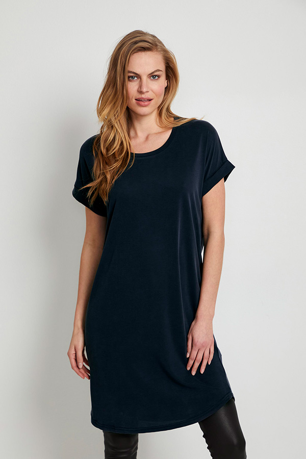 Culture - Kajsa T-shirt Dress Salute - 11