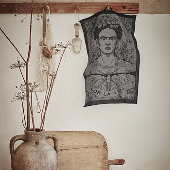 FUERZA Küchentuch Frida Kahlo