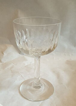 Ulle dessert wine glass