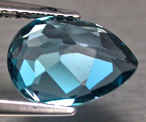 Piedra preciosa de topacio azul de Londres natural genuino en forma de gota de lujo de 3,33 quilates - 3