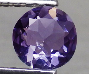 Deliciosamente hermosa piedra preciosa de iolita natural redonda de 5 mm adecuada para la curación