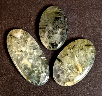 Prehnit - Cabochon - Oval