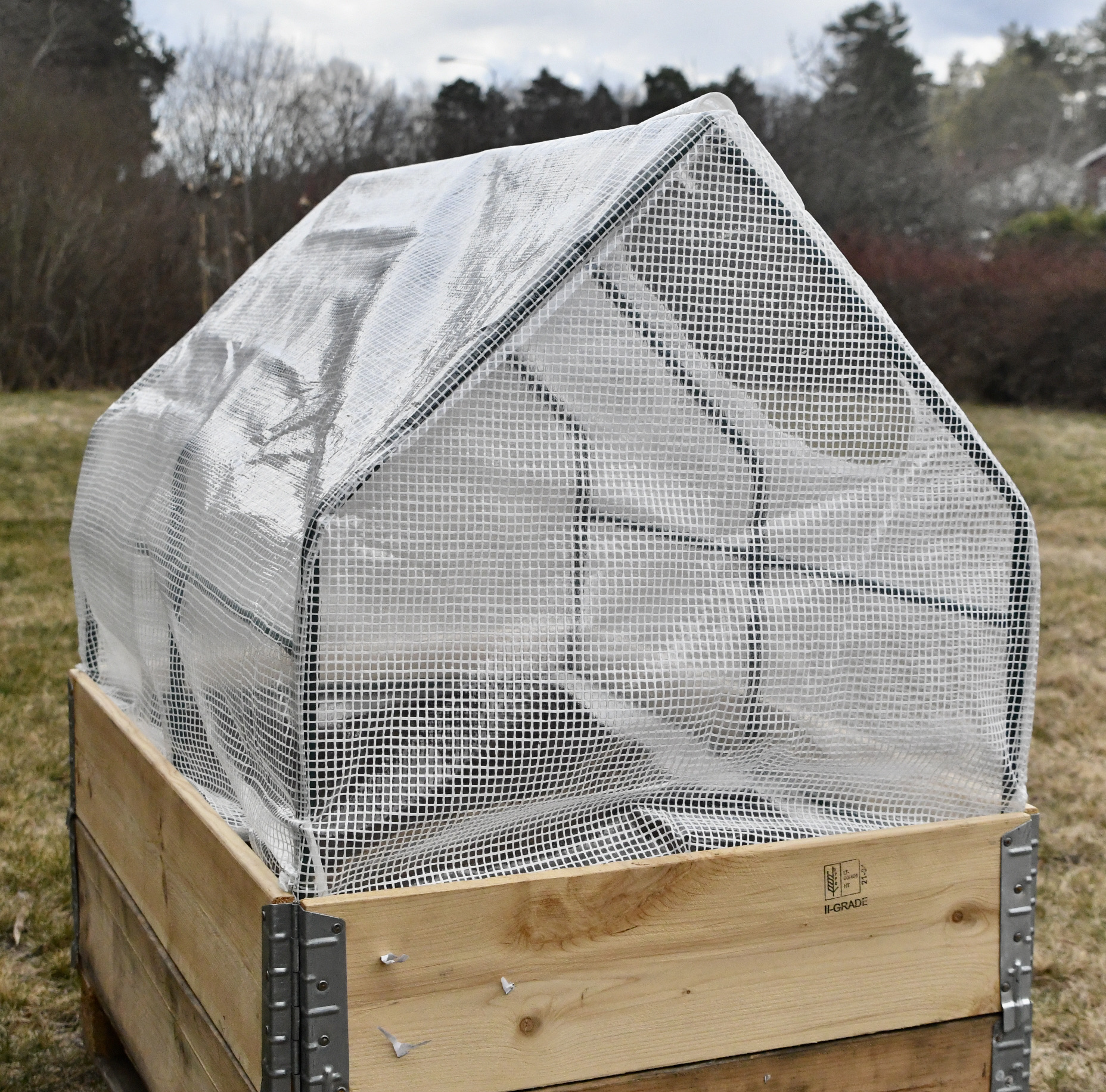 Pallkrageväxthus med armerat vitt plastöverdrag  - 2