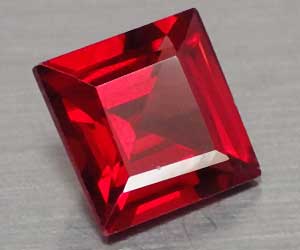 Granate piropo natural cuadrado brillante de 1,21 quilates de 6 mm - 3