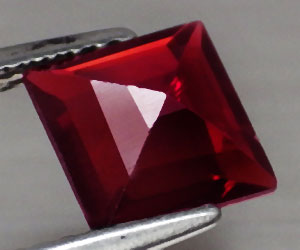 Piedra preciosa de granate piropo natural cuadrado brillante de 1,21 quilates de 6,1 mm cuadrados - 2