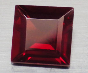 Piedra preciosa de granate piropo natural cuadrado brillante de 1,21 quilates de 6,1 mm cuadrados - 3