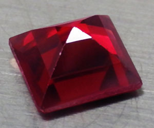 Piedra preciosa de granate piropo natural cuadrado brillante de 1,15 quilates de 6 mm - 2
