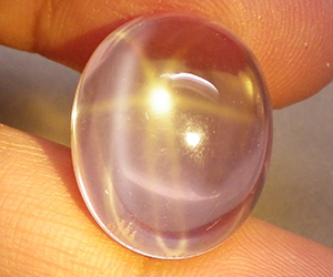 17,97 ct piedra preciosa de cuarzo rosa estrella natural inusual grande