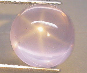 Piedra preciosa de cuarzo rosa estrella natural inusual grande de 5,70 ct