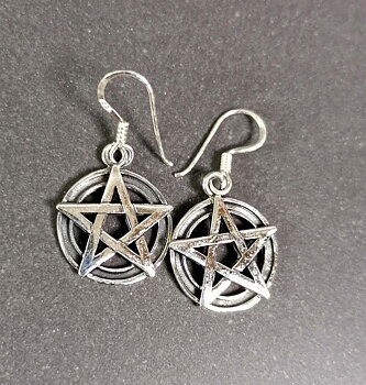 Spetsig Silver Pentagram Örhängen med Cirkel 
