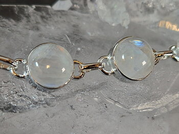 Silverarmband med Rund Månsten